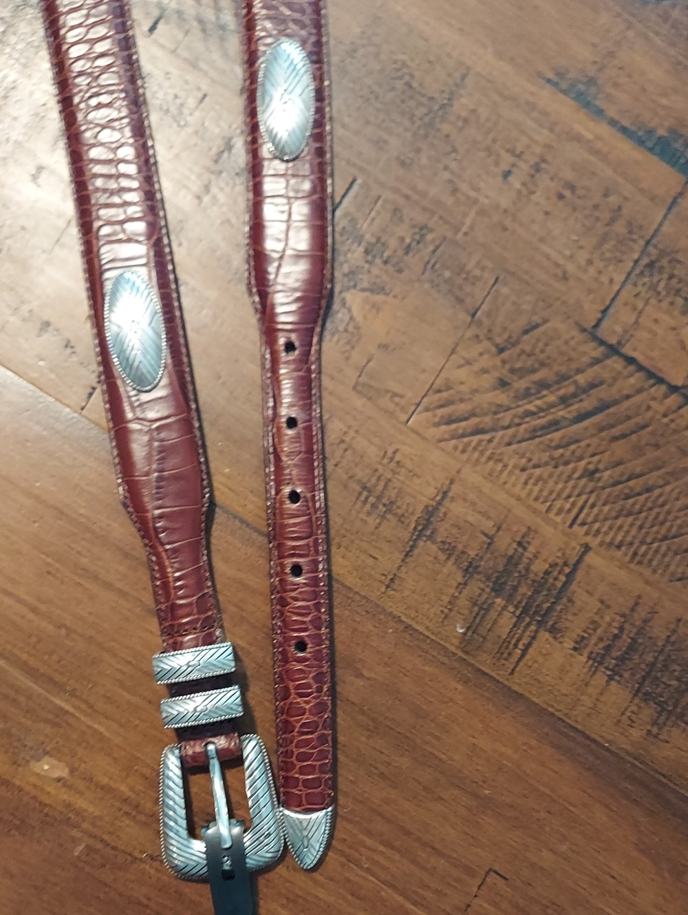 Roundtree & Yorke Western Concho Leather Belt Brown Size 40 Italian Calfskin